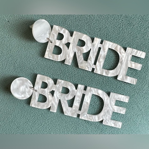 Bride Earrings - Picture 4 of 4